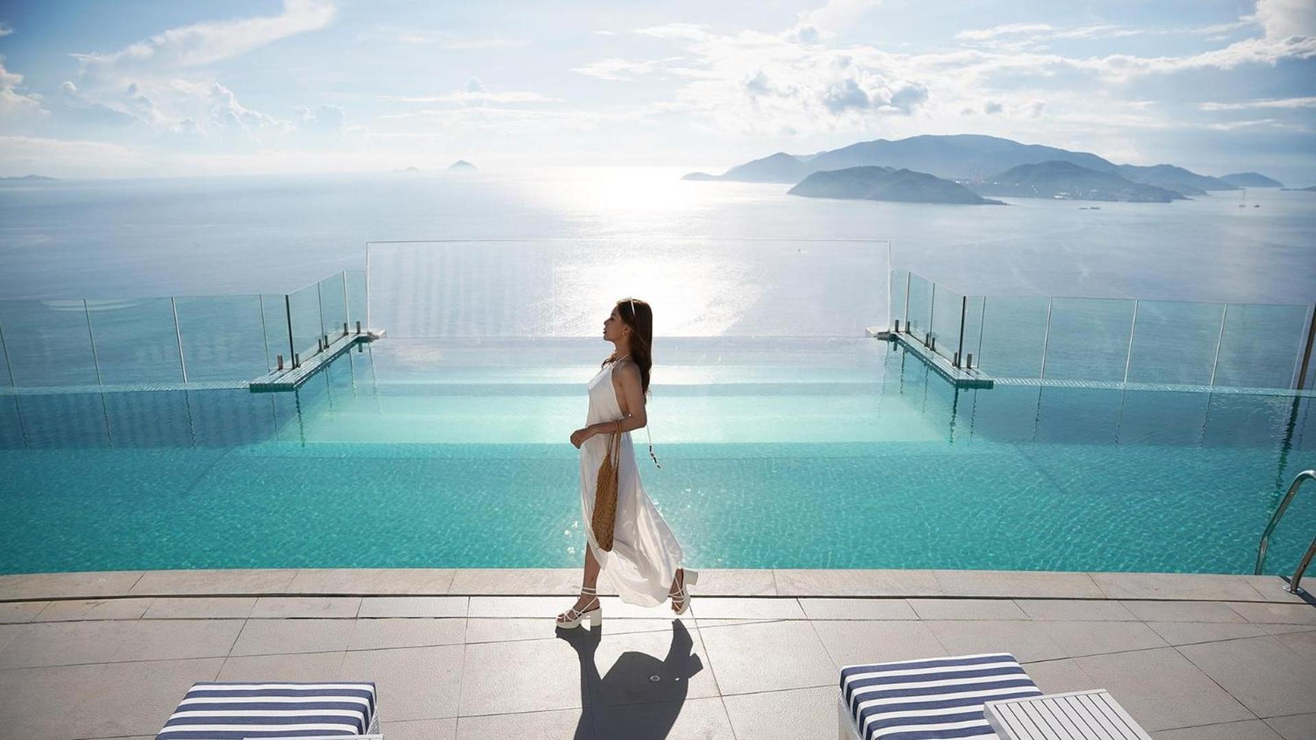 Panorama Luxury Beach Nha Trang Hotel Exterior photo